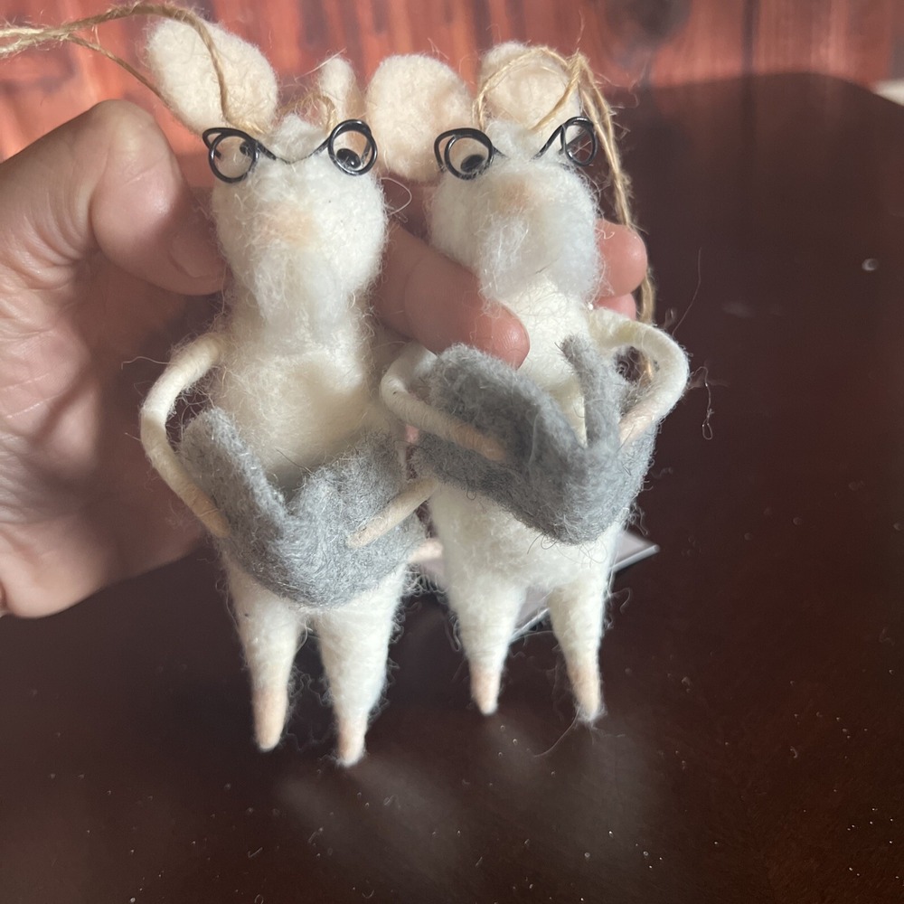 holiday felt Mustached‎ Mouse ornament Christmas Decor 2 silver tree